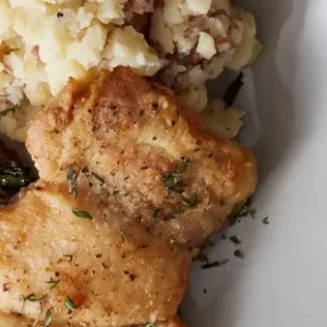 seared chicken with mashed potatoes