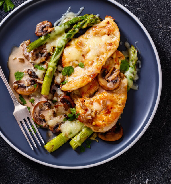 low carb creamy chicken asparagus and mushrooms